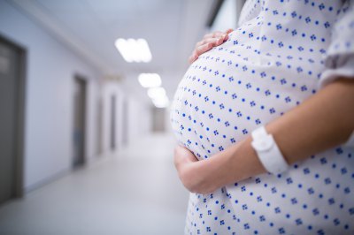 В Хабаровске возник спор между 35-летней местной жительницей и роддомом №2.