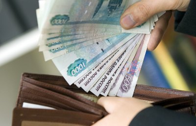 Только после 25 лет российская молодежь может жить без финансовой помощи родителей